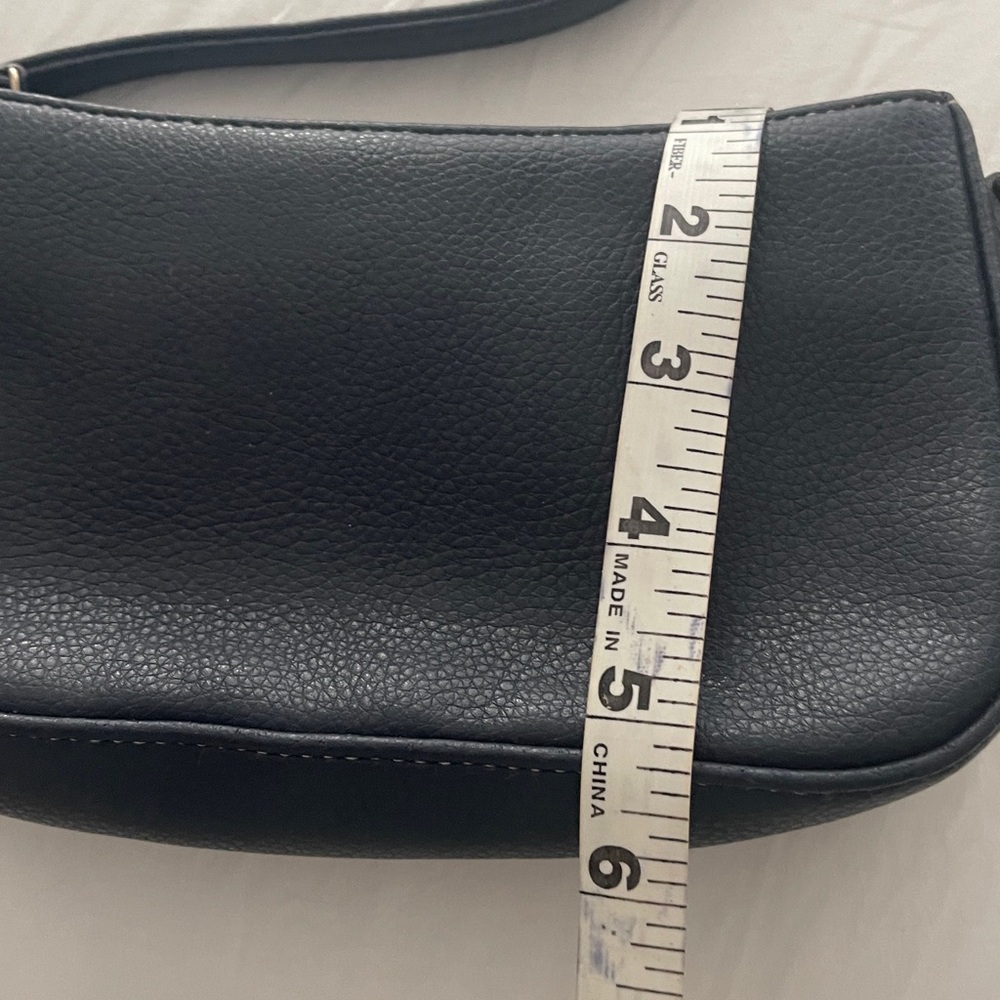 Leather ♥️ - Picture 6 of 7